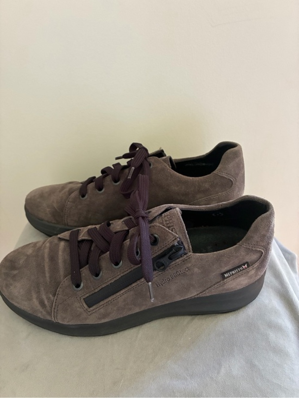 Mephisto Vally Suede Waterproof Shoes Womens Size 7 US Gray Side Zip Sneaker